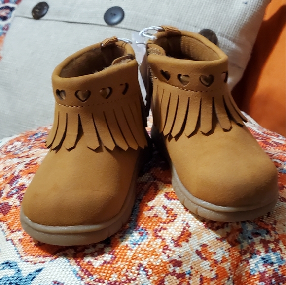 NWT Carter's Toddler Boots - Picture 1 of 5